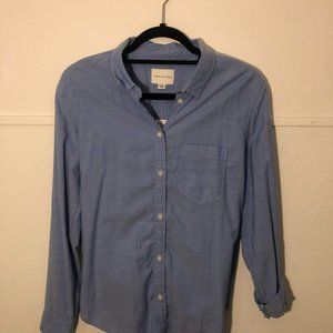American Eagle Women's Button Up Size M